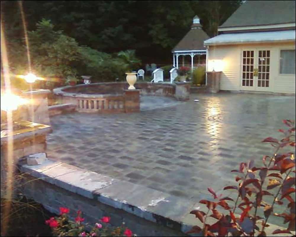 Your Guide to Choosing the Right Back Patio Contractors Near You