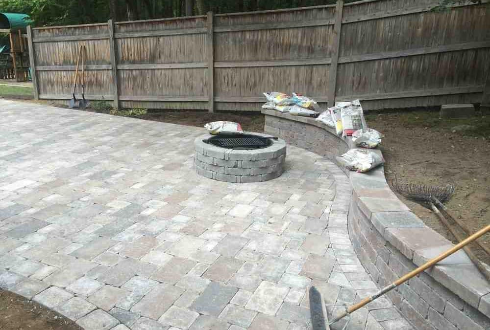 Find the Best Hardscaping Contractors Near You: Expert Reviews and Ratings